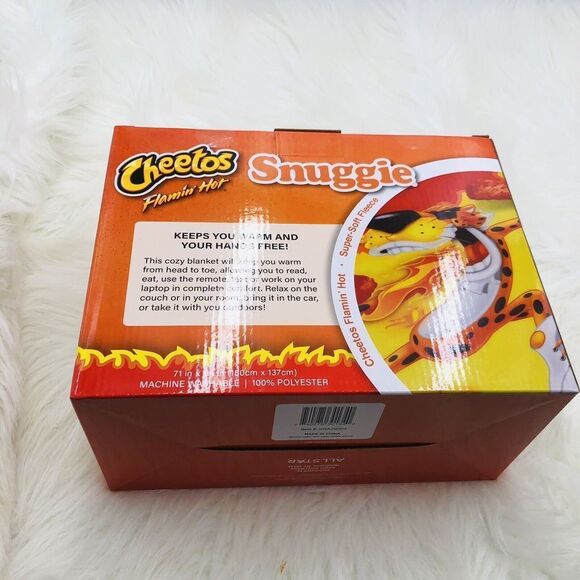 New Snuggie Flamin'‎ Hot Cheetos 71" X 54" Blanket w Sleeves Christmas Gift 2023 - Picture 5 of 6